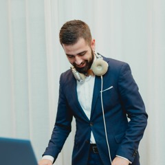 Денислав Иванов