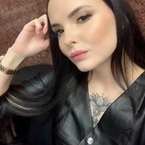 Polina Kharkova’s avatar