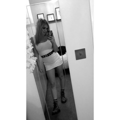 Ellie Hopkinson