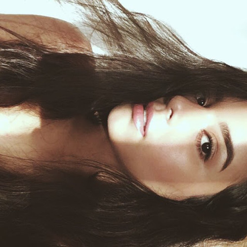 Isabel Adriana’s avatar