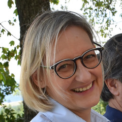 DESIREE MORAN ARENDS