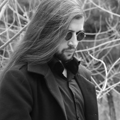 Farshid Farahani