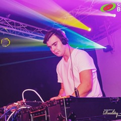 Elias.R