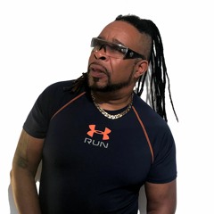 Pinky the funky dread