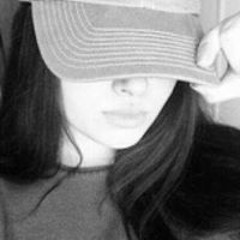 مشاعر مزيفه