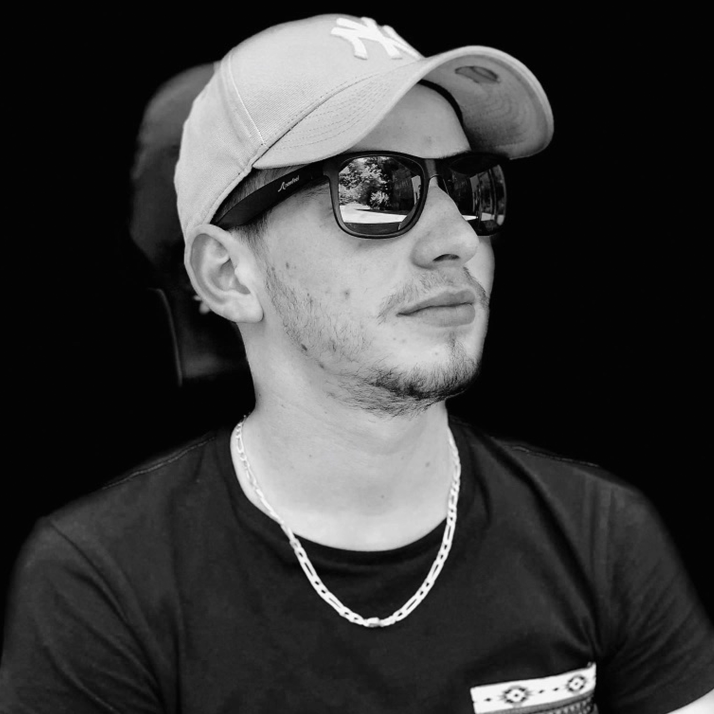 MIX BY Ieska
