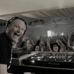DJ Andy Pendle