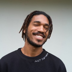 MIKAËL ĪS LOVE