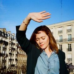 Julia  Drouot