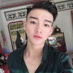 Văn Hoàng Gia Qui