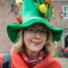 Marion van den Brink