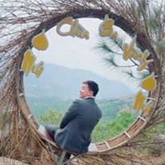 Tùng Nguyên