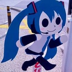 凸ミク卍解ミク撃