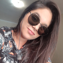 Camila Caldeira