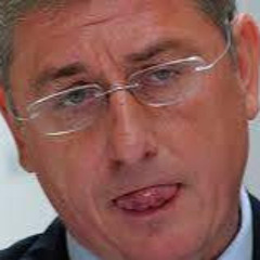 Kígyózó Gyurcsány Ferenc