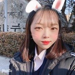강다현