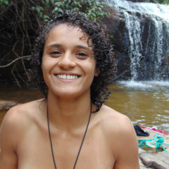 Ana Carolini de Siqueira