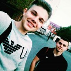 User 775725740