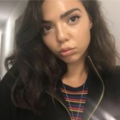 Lorelle Tia X