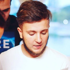 Данил Титов