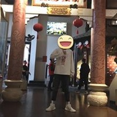 N. T. Huyền