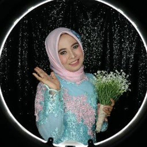 Nur Laila’s avatar