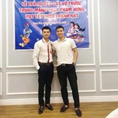 Phạm Hưng