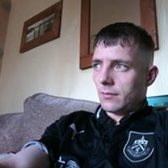 Darren Holt