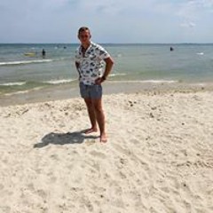 Роман Роман