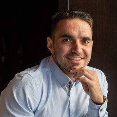 Niko Velikov