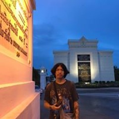 วิน พระนคร.
