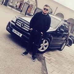 რობიი იი
