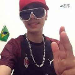 Gustavo