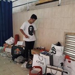Tân