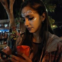 Tânia Barros