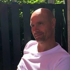 Fredrik R