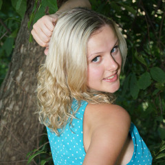 Елена Чупис