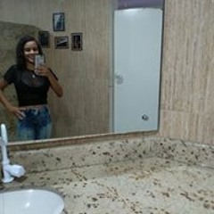 Leandra Santos