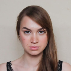 Lora Chumakova