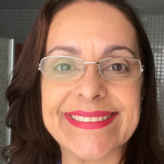 Cristina Lima locutora