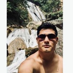 Carlos A Dz