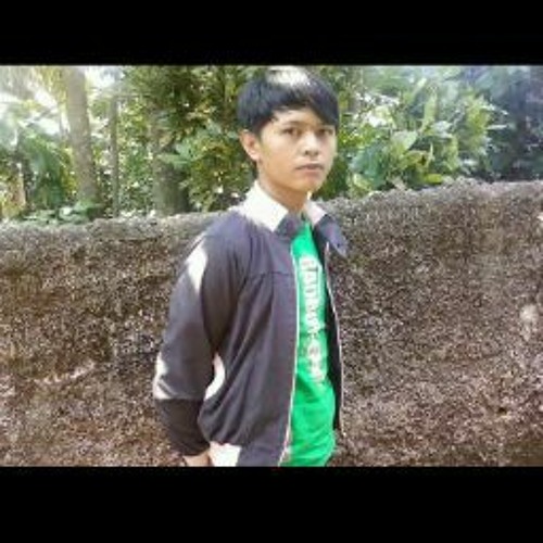 Ruri_Wantogia_-_Mencari_Cinta_(Official_Music_Video)(128k).mp3