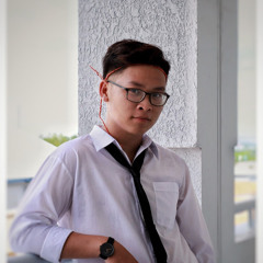 Trọng Phú nghe nhạc