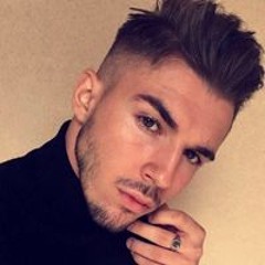 alex