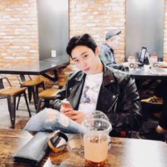 김보건