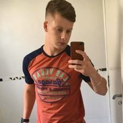 Stream Leonardo Luis Castellani music Listen to songs, albums