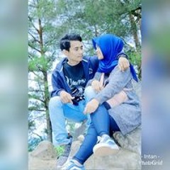 y2mate.com - Kisah Sang Rosul (Rohatil Athyaru Tasydu) FULL lirik - cover Fitriana Kamila (1).mp3