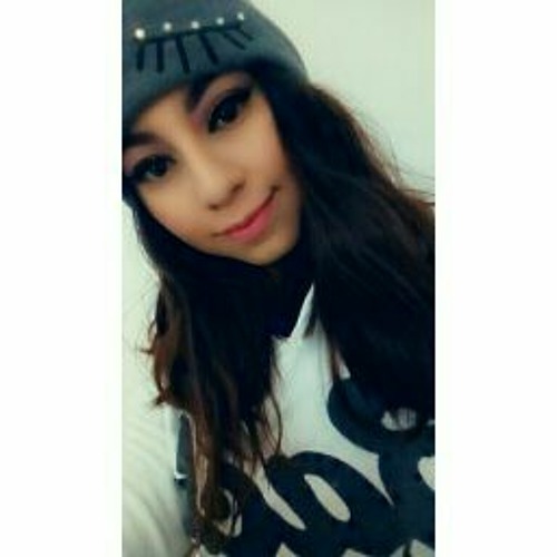 Elizabeth Leon’s avatar