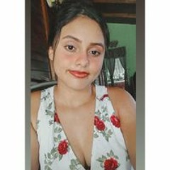 Stephanie Hernández