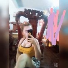 Ngân EM
